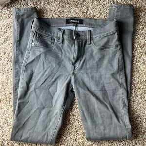 Gray stretch skinny leggings. 6 long.